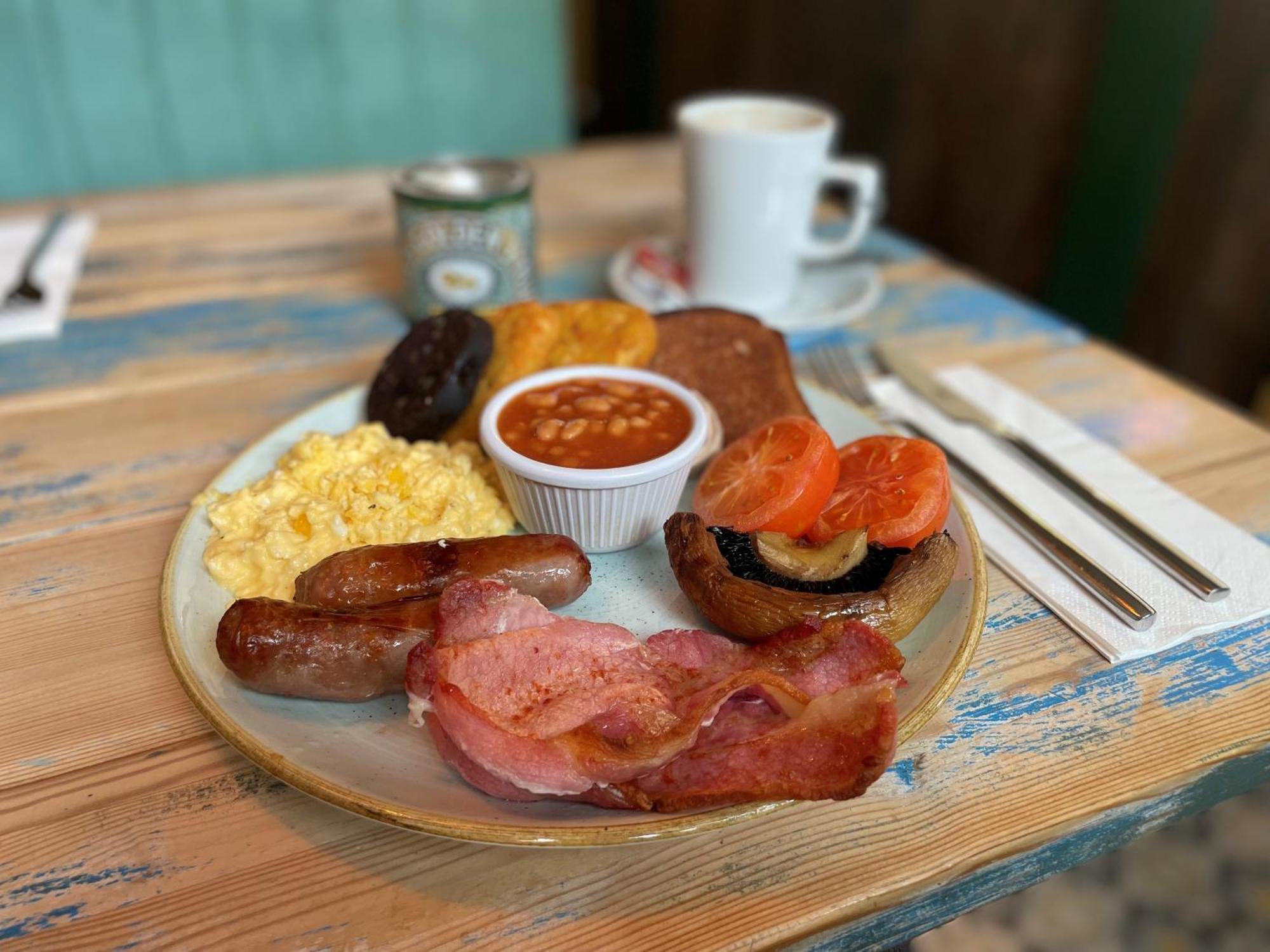 Dartmoor Halfway Inn 뉴턴애벗 외부 사진