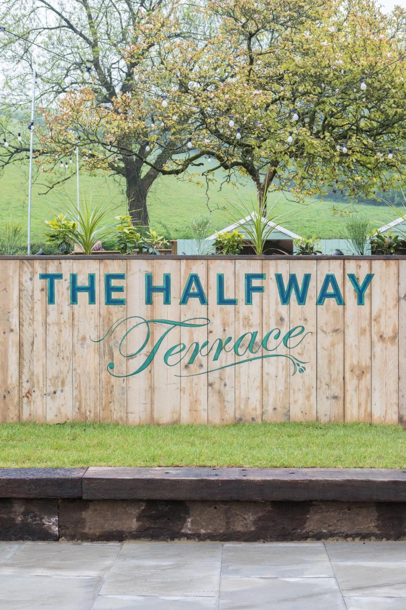 Dartmoor Halfway Inn 뉴턴애벗 외부 사진
